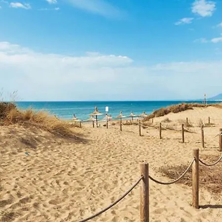 Apartman Vivi Homes - Cosy Pool, Gym & Marbella