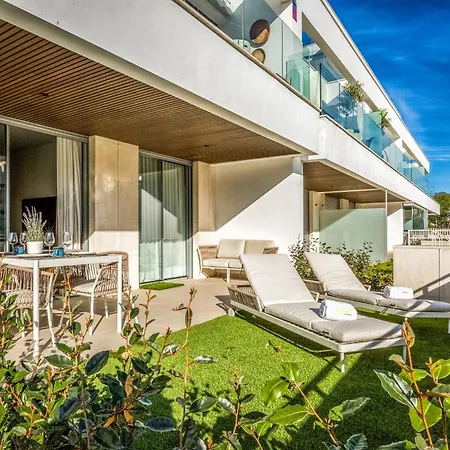 Vivi Homes - Cosy Pool, Gym & Appartamento