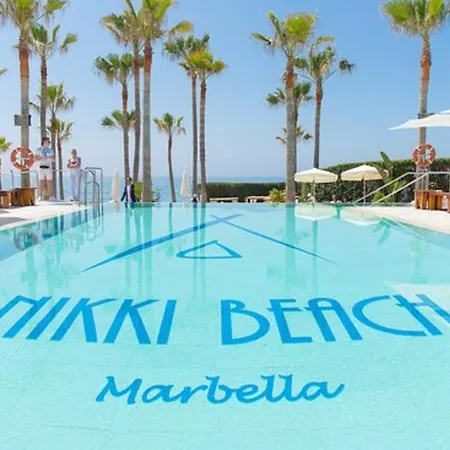Vivi Homes - Cosy Pool, Gym & Apartman Marbella