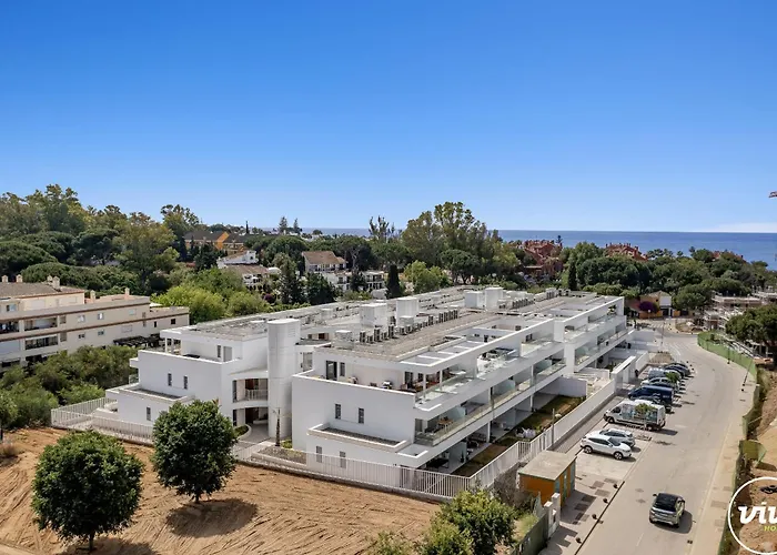 Vivi Homes - Cosy Pool, Gym & Appartamento