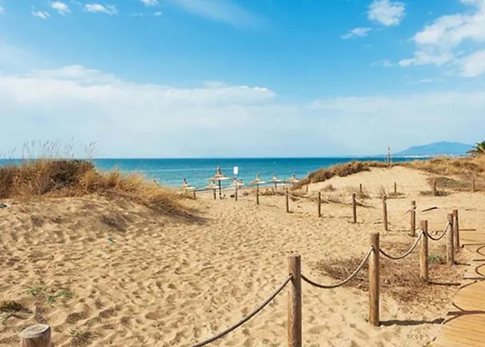 Appartamento Vivi Homes - Cosy Pool, Gym & Marbella
