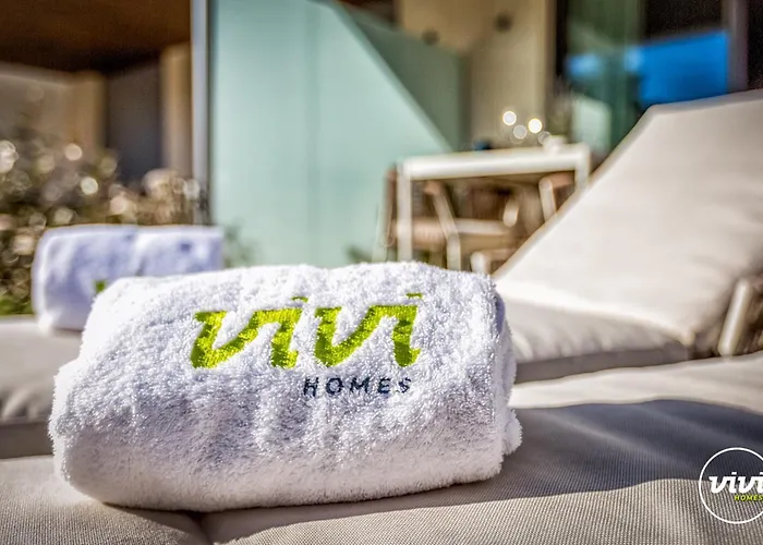 Vivi Homes - Cosy Pool, Gym & Appartamento Marbella
